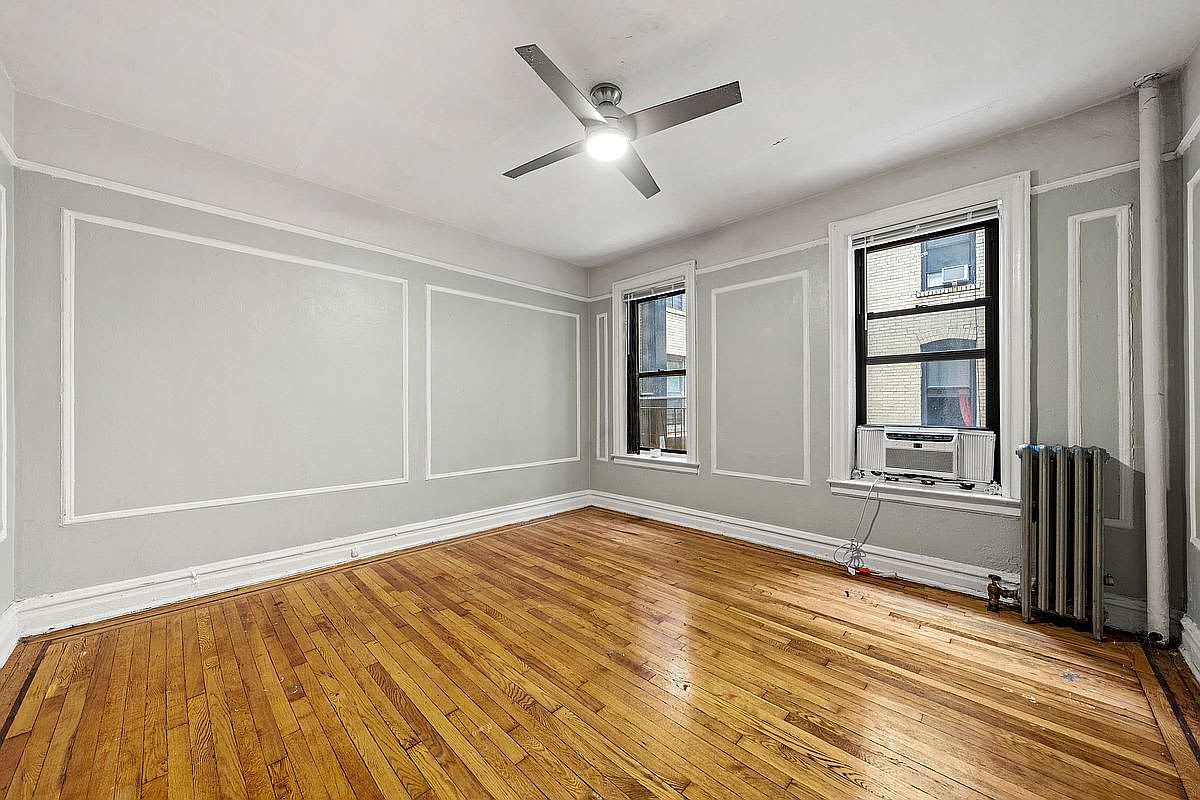 1040 Carroll St Apt 2K – photo 2