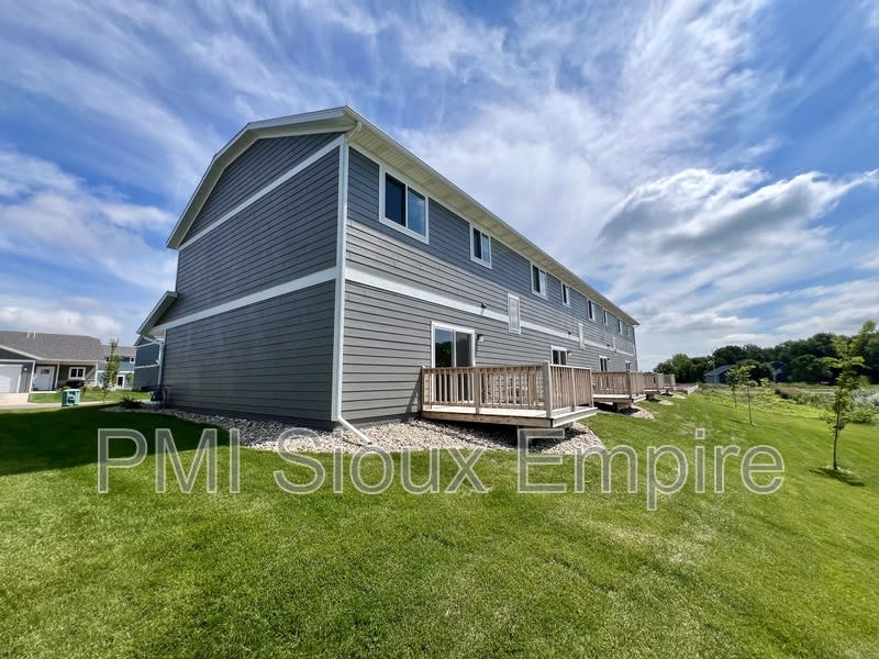 5927 S. Whipser Creek Pl. – photo 2