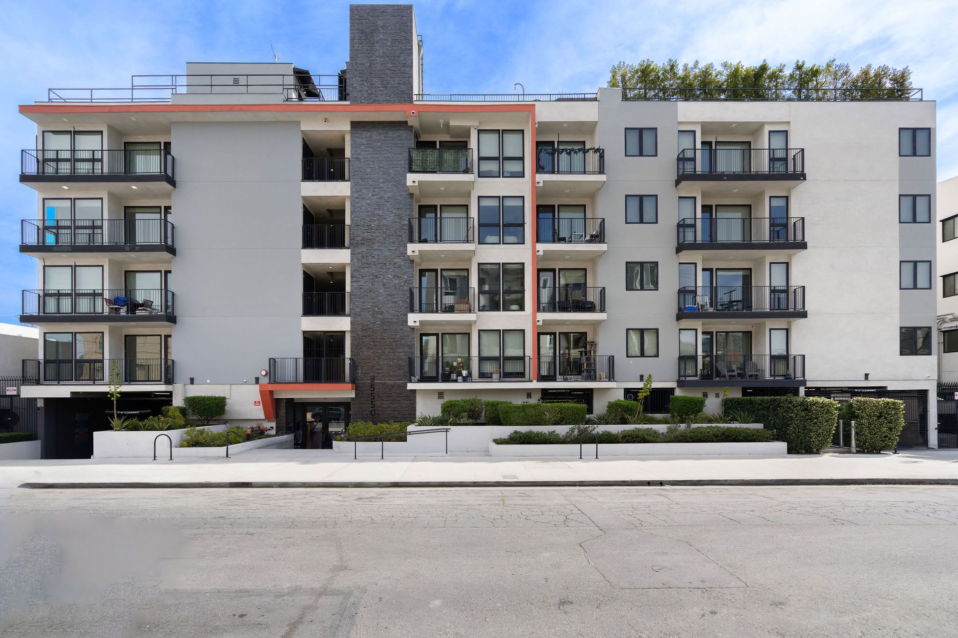 5550 Bonner Llc – photo 1