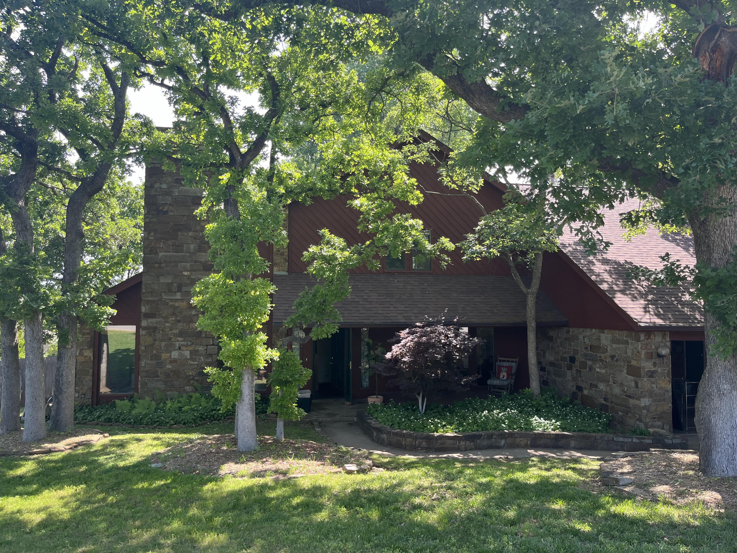 2004 Woodland Road – photo 1