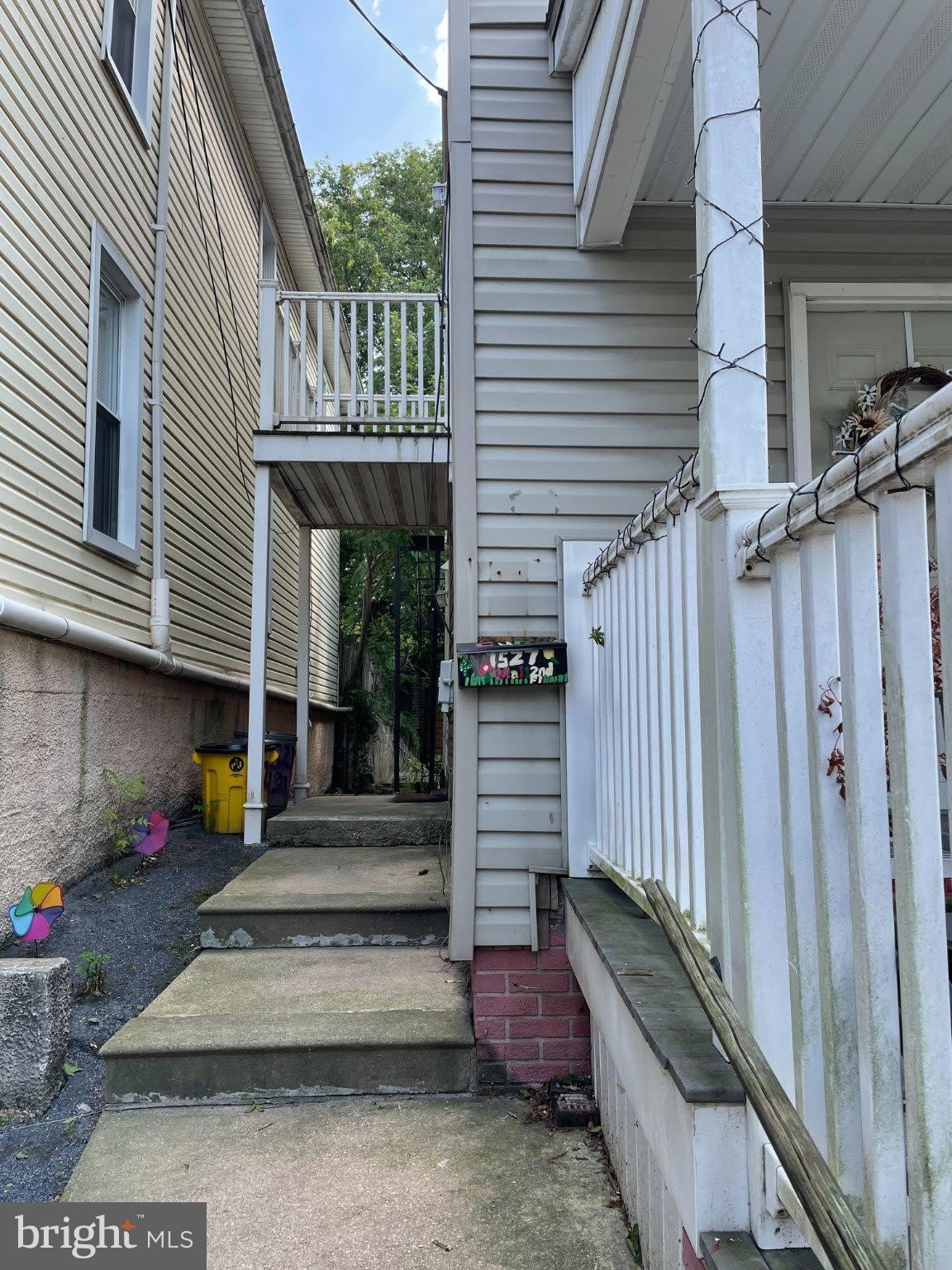 1527 W 36TH Street – photo 2
