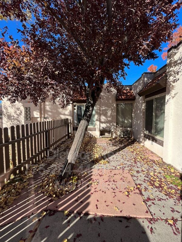 1005 Baywood Drive – photo 4