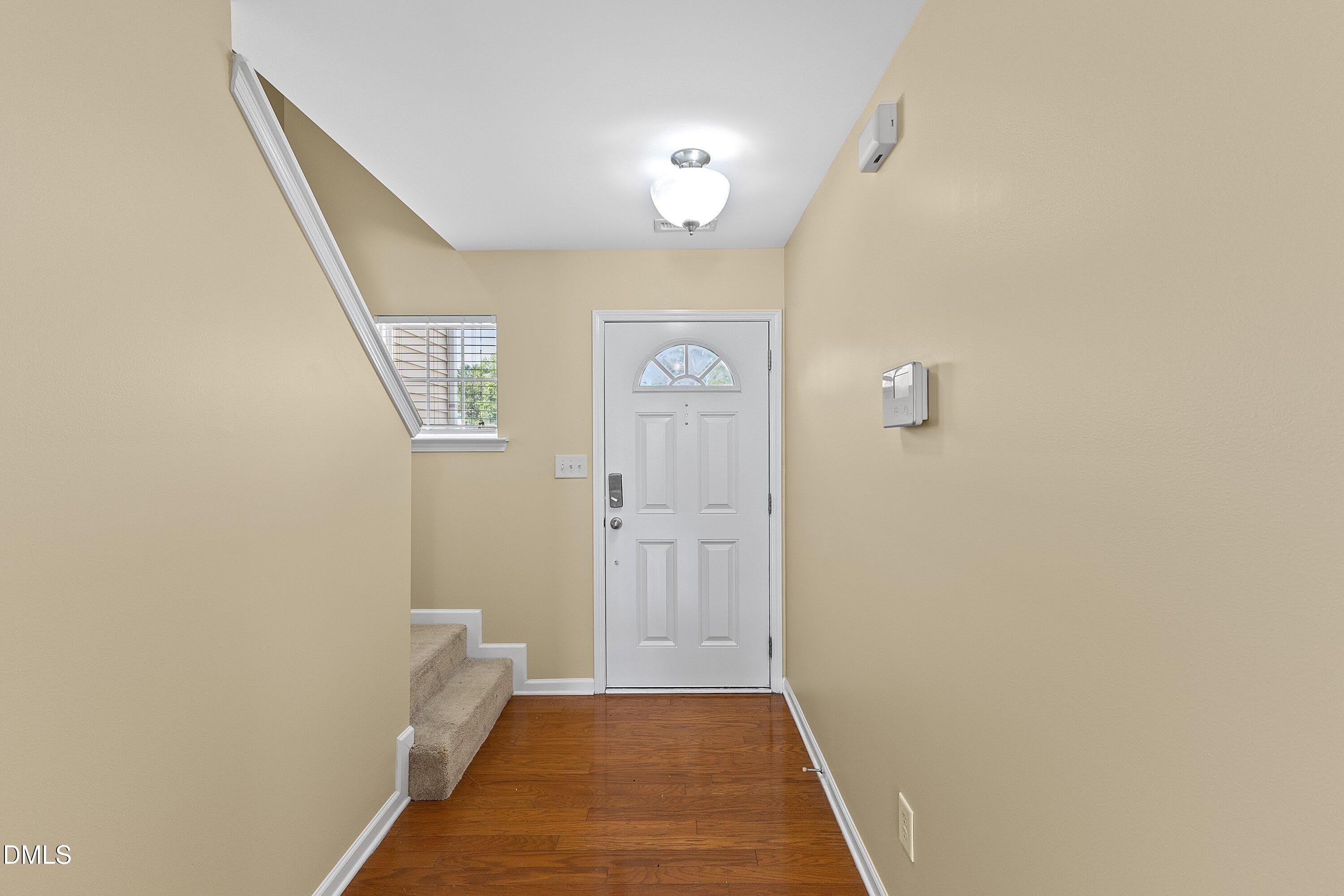 1942 Grassy Banks Drive – photo 2