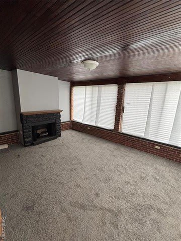 19190 Patton Street – photo 5