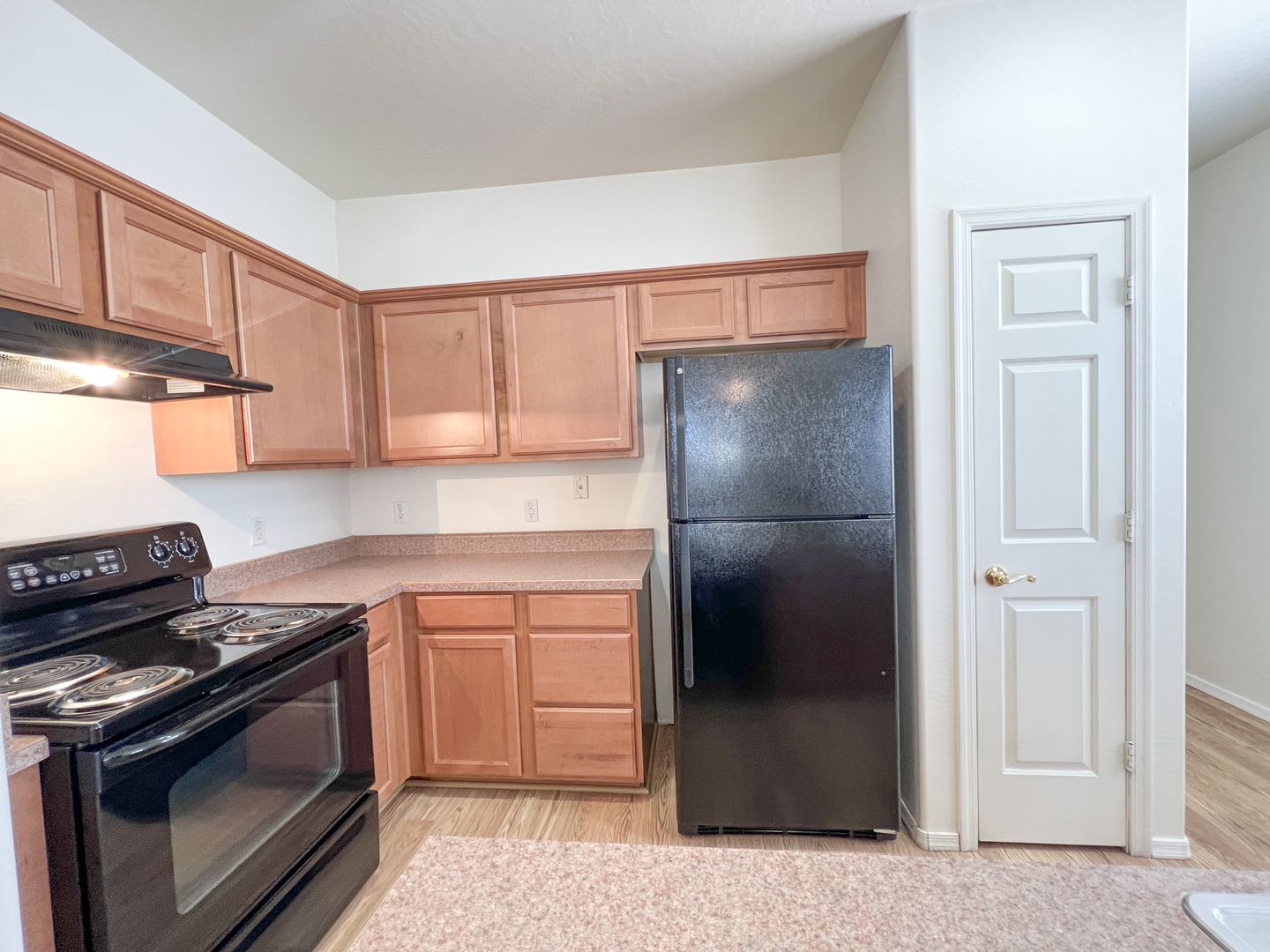 TOWNHOME – photo 5