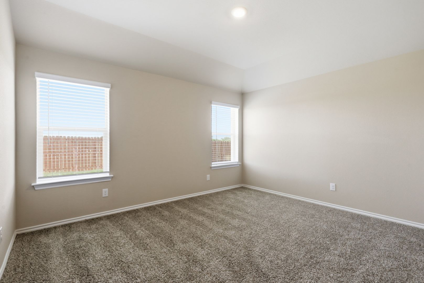Contemporary in Cleburne! – photo 5