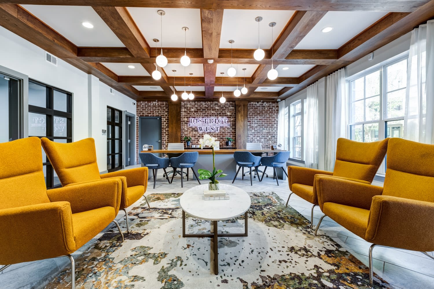 District West – photo 3
