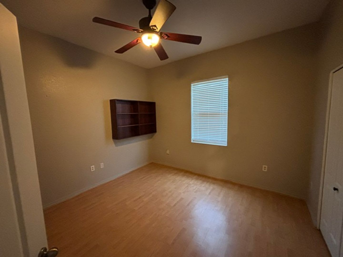 3,2,2 Located in Deerfield Estates – photo 3
