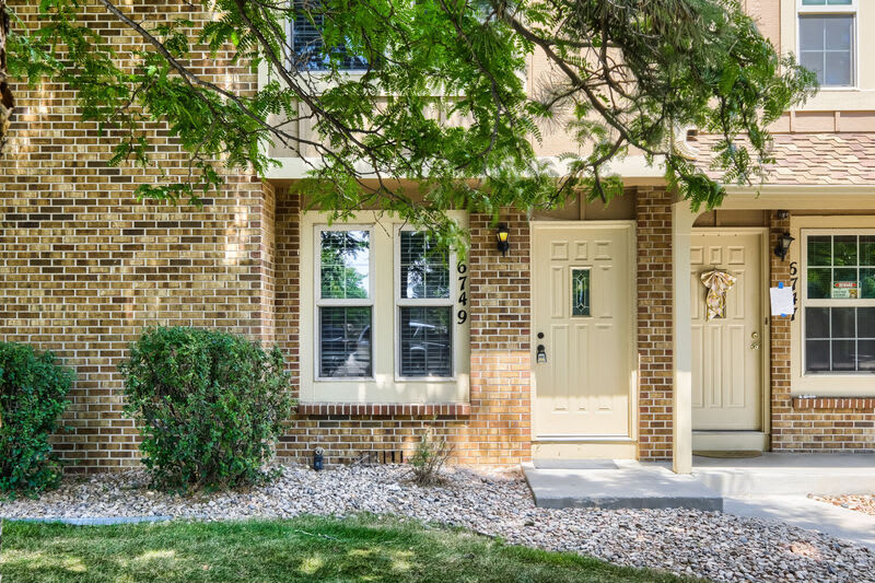 6749 Mountain Top Lane – photo 2
