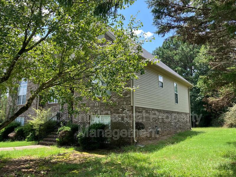 710 Small Lake Rd – photo 3