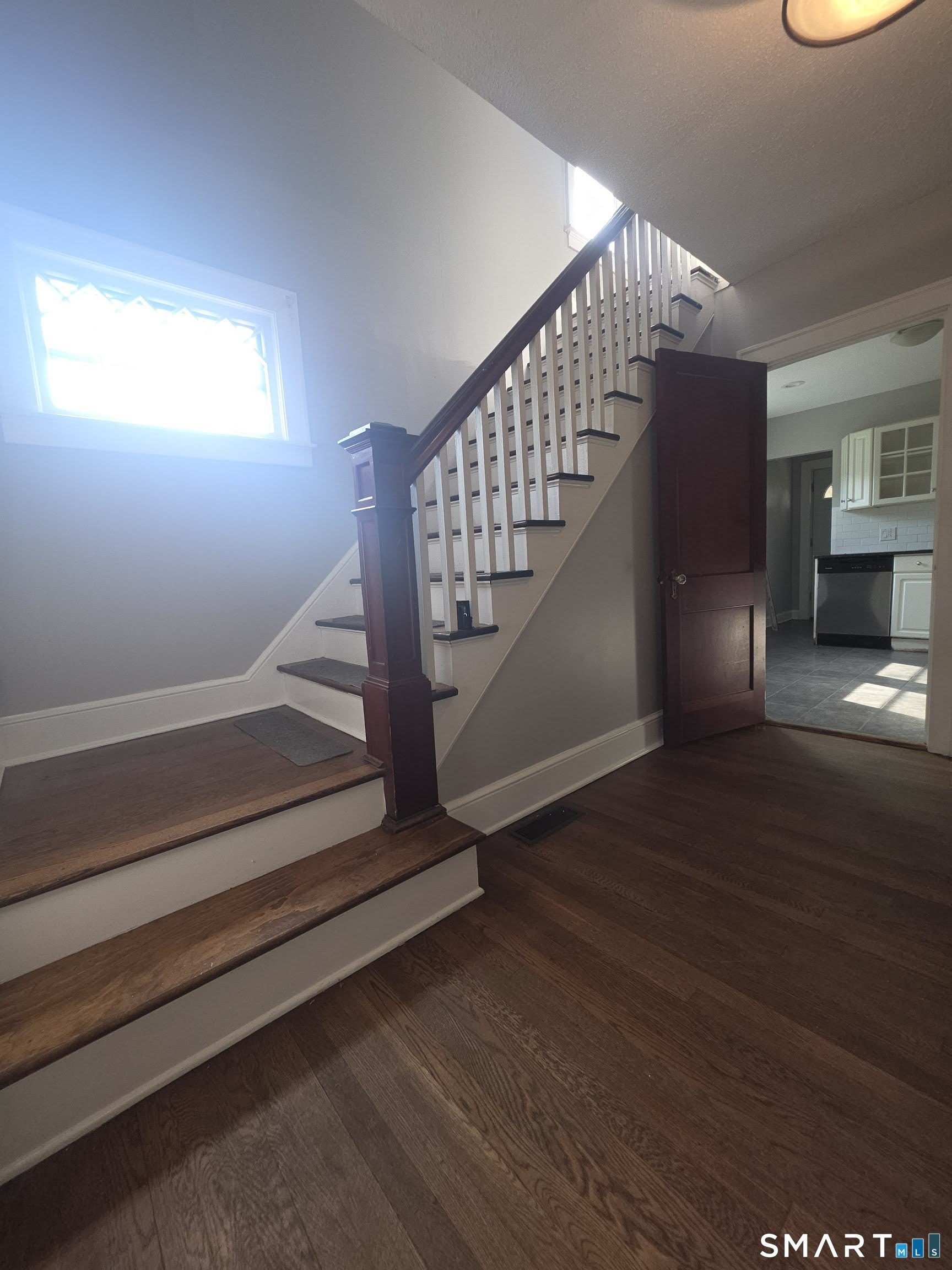 311 Farmington Avenue – photo 4
