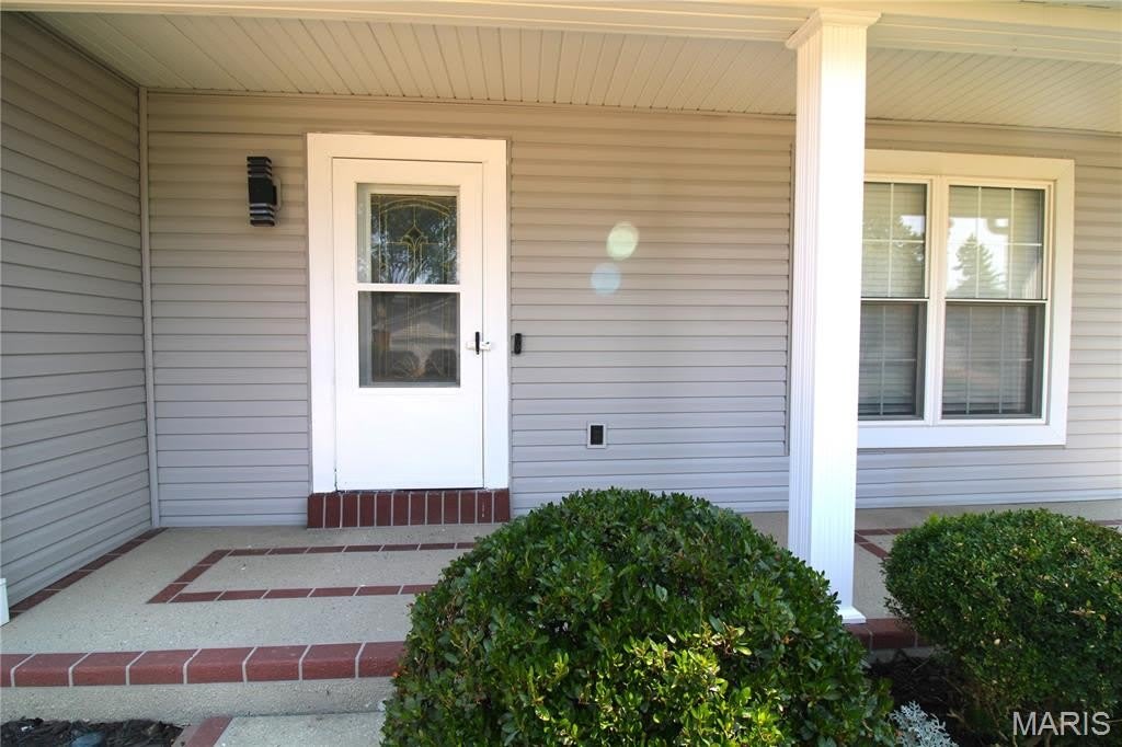 912 Oakwood Farms Lane – photo 2
