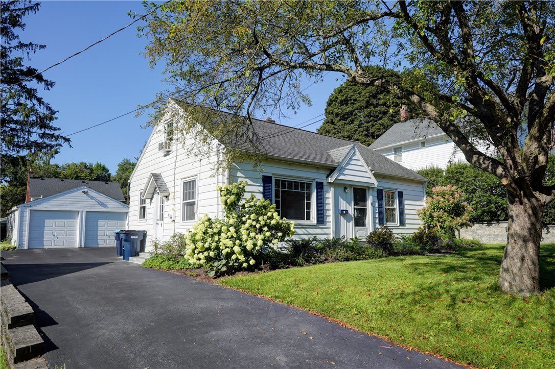 15 Maple Street – photo 2