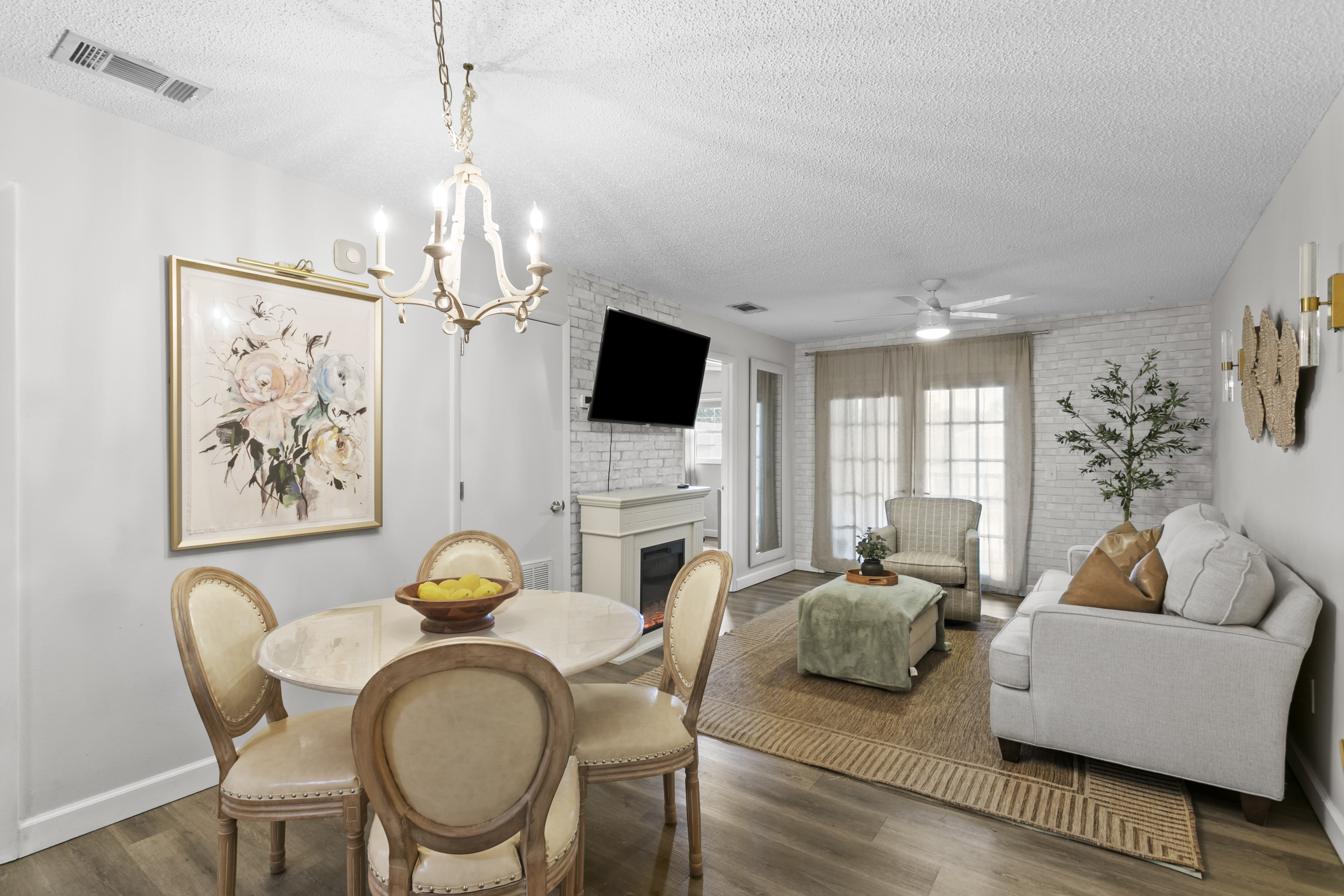 4506 South Oak Drive – photo 2