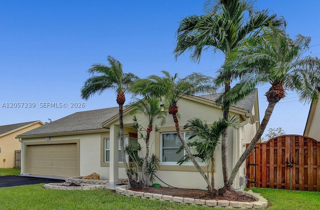 11529 SW 133rd Ter – photo 1