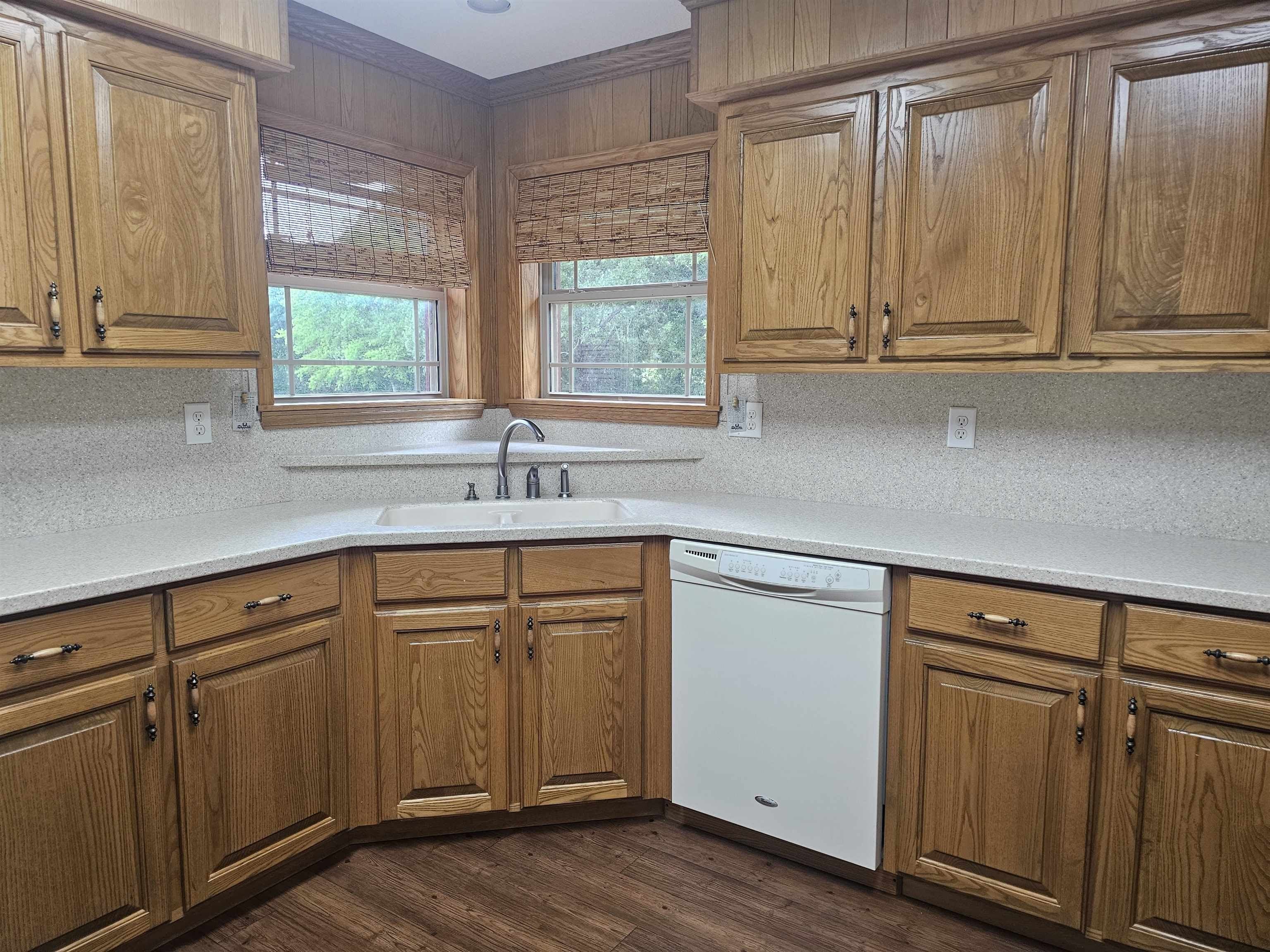 1316 E CR 236 – photo 5
