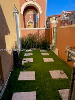 10643 Southwest 7th Street – photo 2