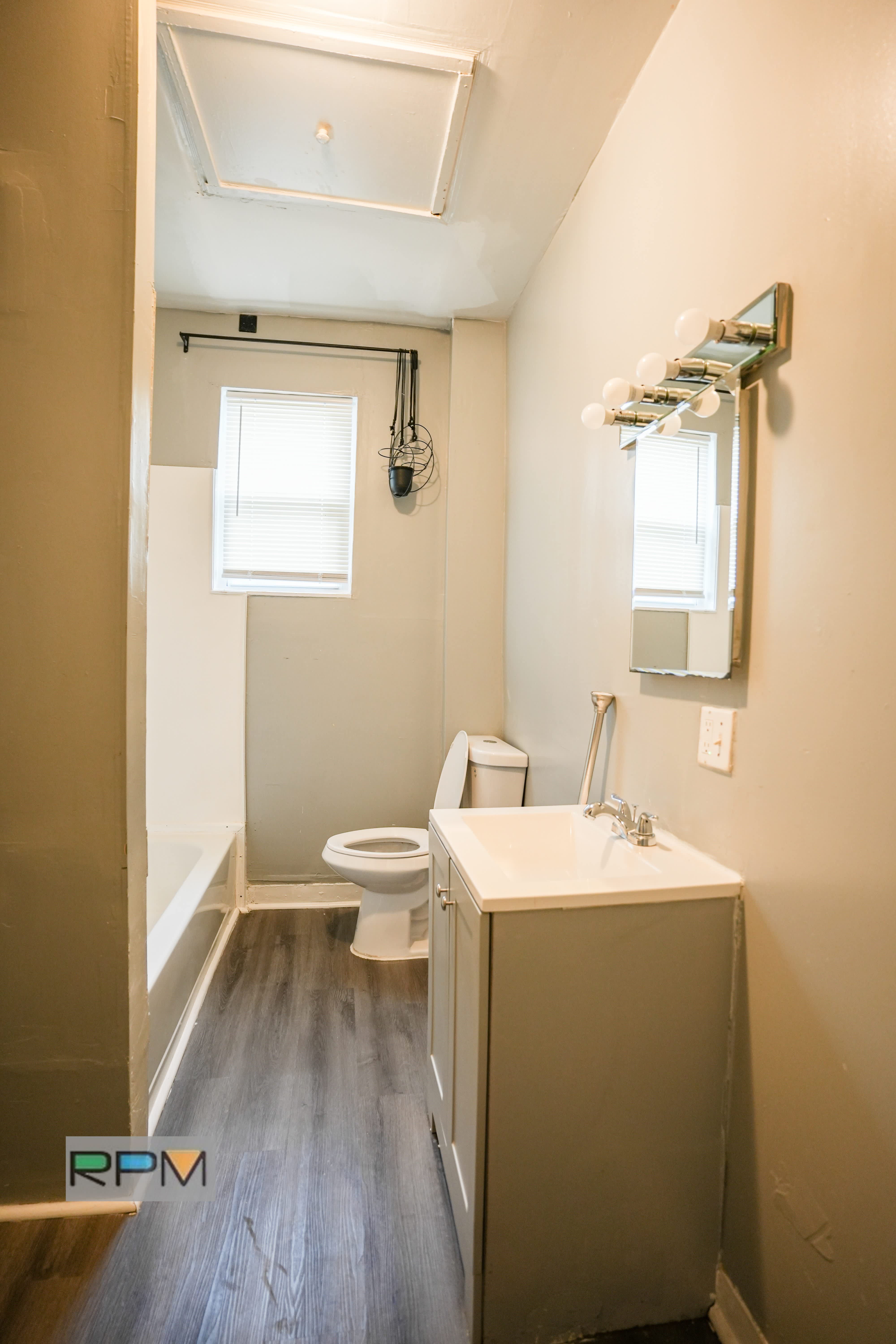 2021 W Baltimore St Apt 3 – photo 5