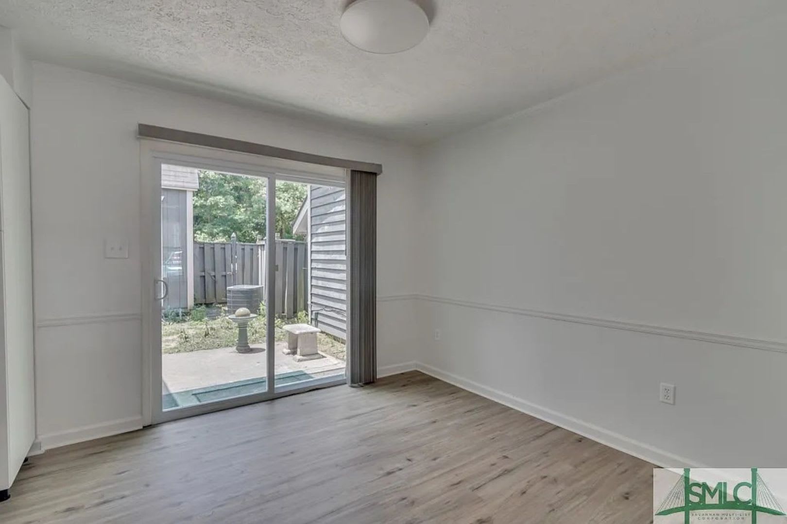 Spacious 2 Bedroom Brick Townhome With Private Fenced Yard – photo 5