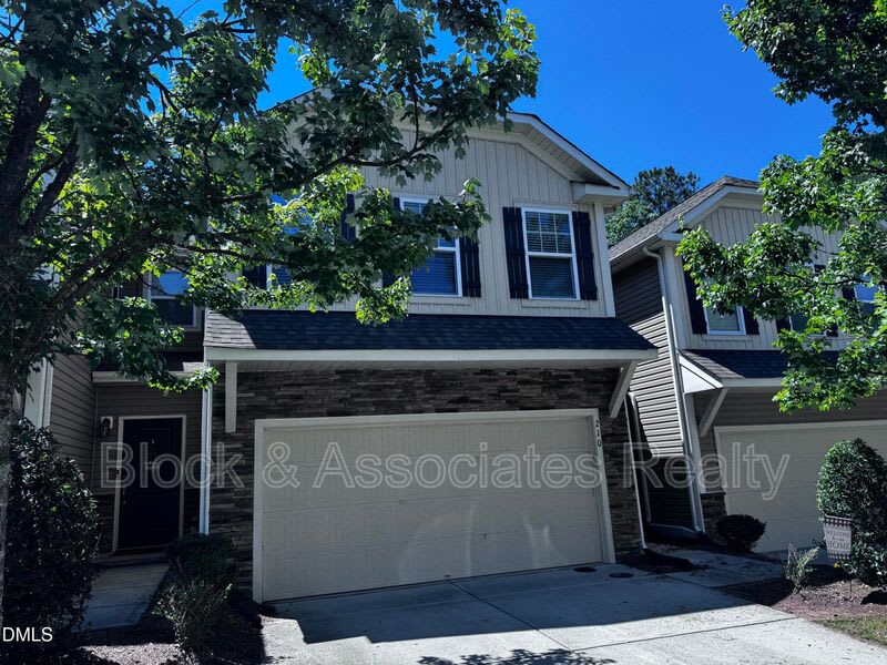 210 Hamlet Pl – photo 1