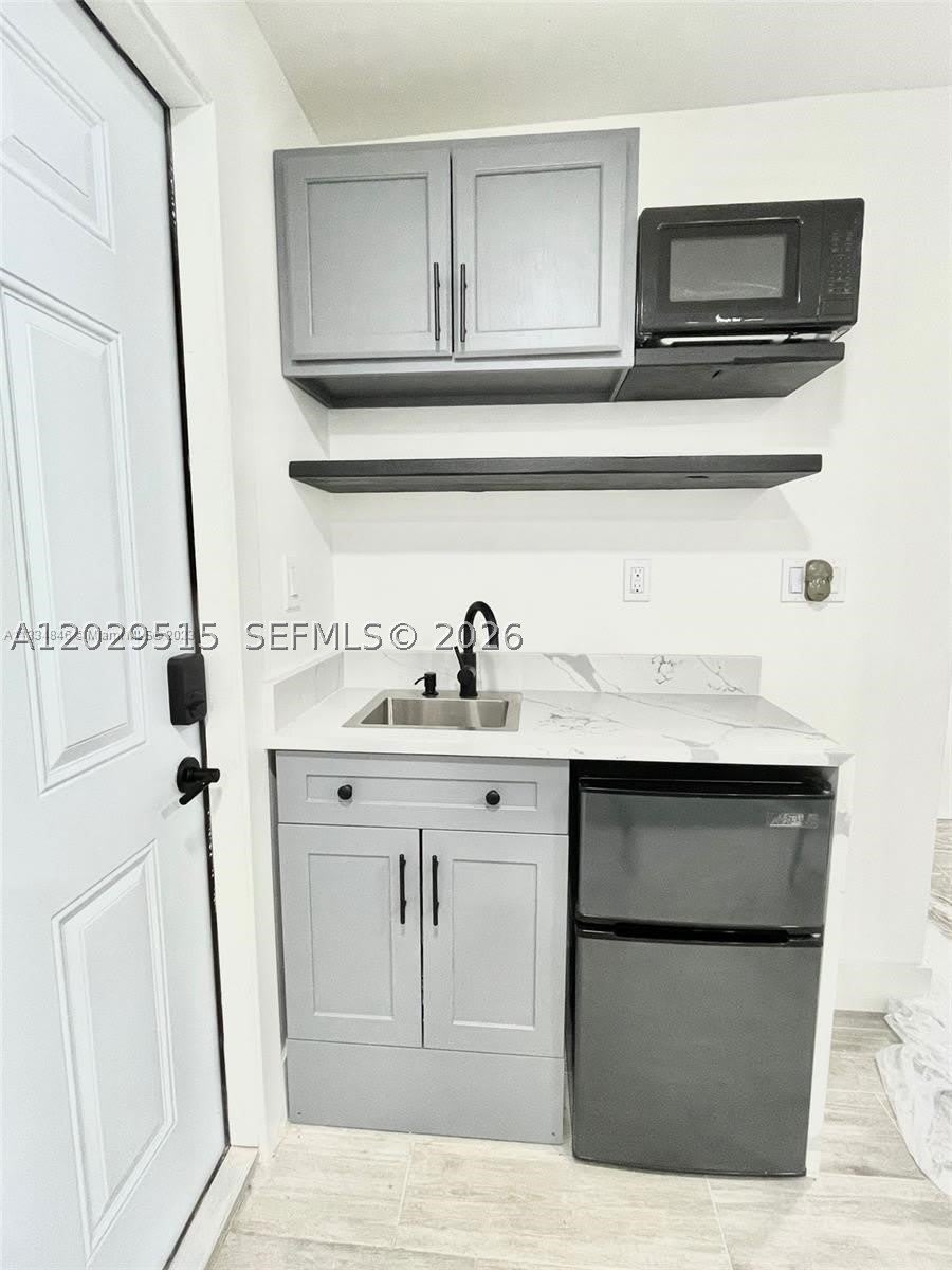170 NE 60th St – photo 5