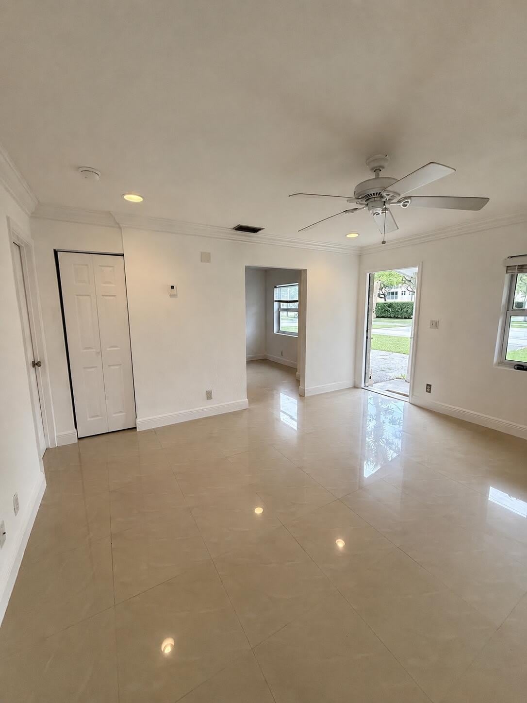 101 SW 3rd Avenue – photo 2