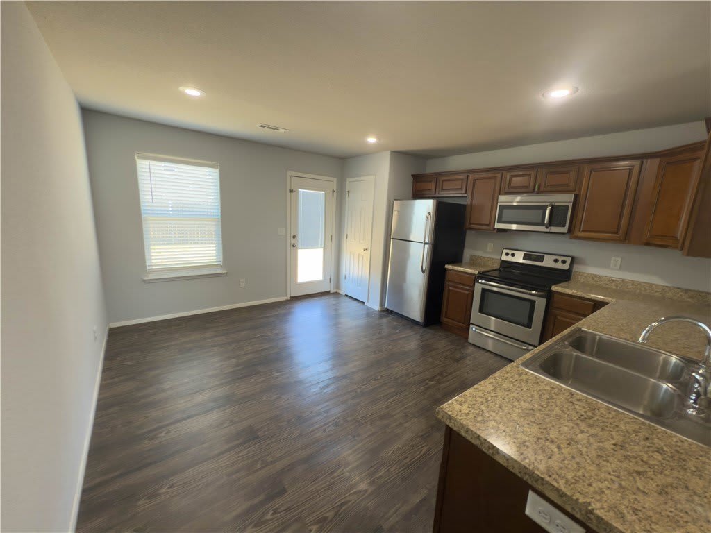741 Morningside Drive – photo 4
