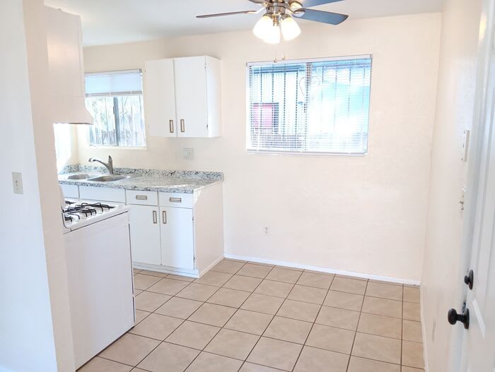 2933 North Geronimo Avenue – photo 4