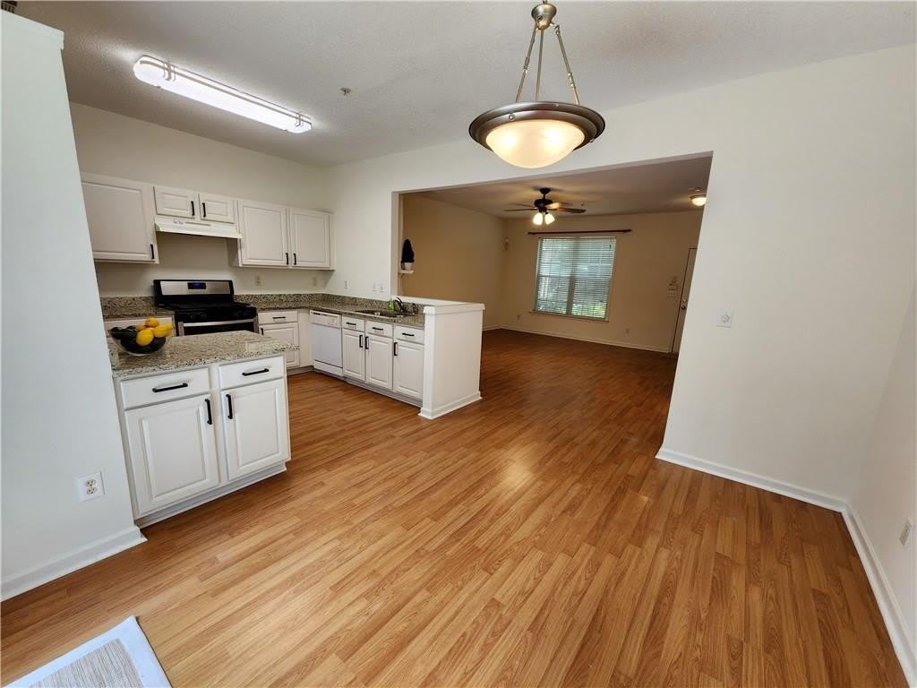 2175 Whitestone Place – photo 4
