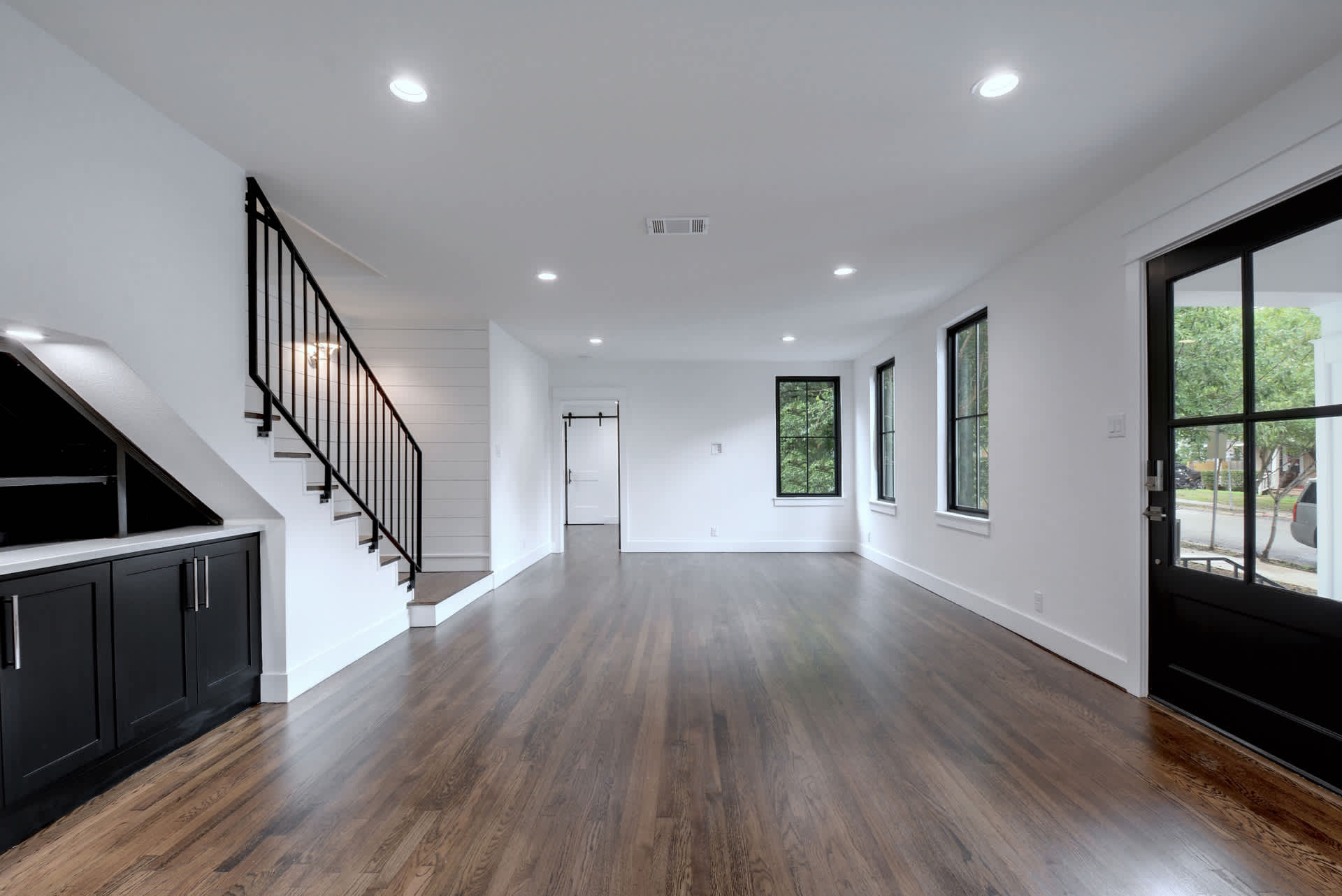 1110 W 22 1/2 St – photo 5