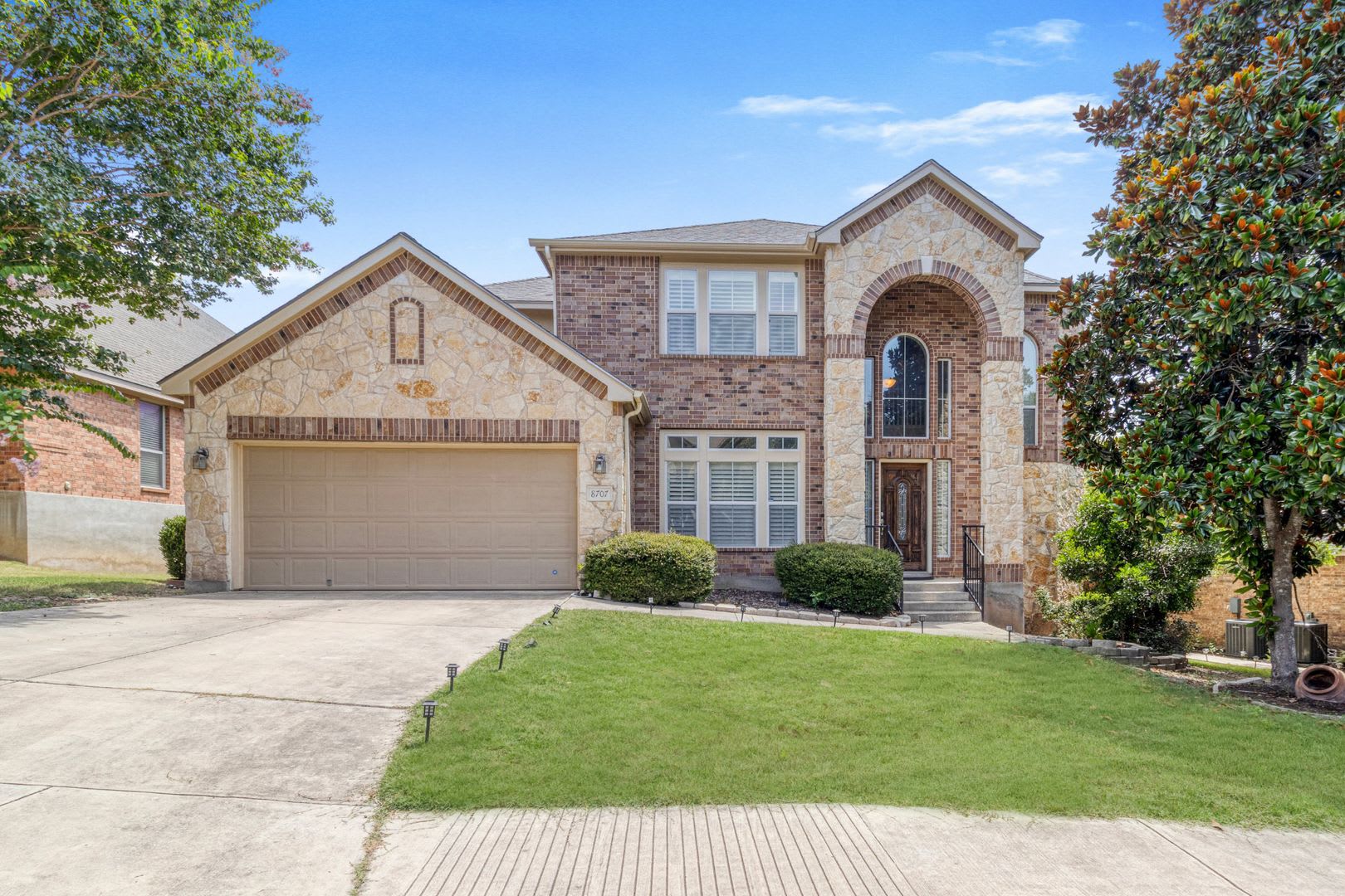 Gorgeous 4 Bd 3 5 Ba 2 Car Garage Available In Sonoma Ranch Helotes Move In Special 500 Off – photo 1