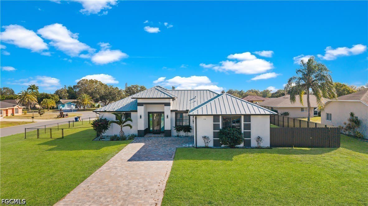 24 Crestwood Circle S – photo 1