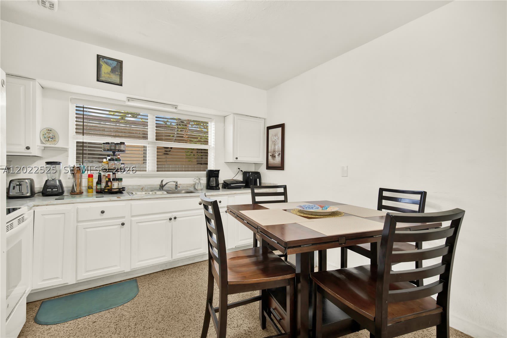 1236 NE 109th St – photo 4