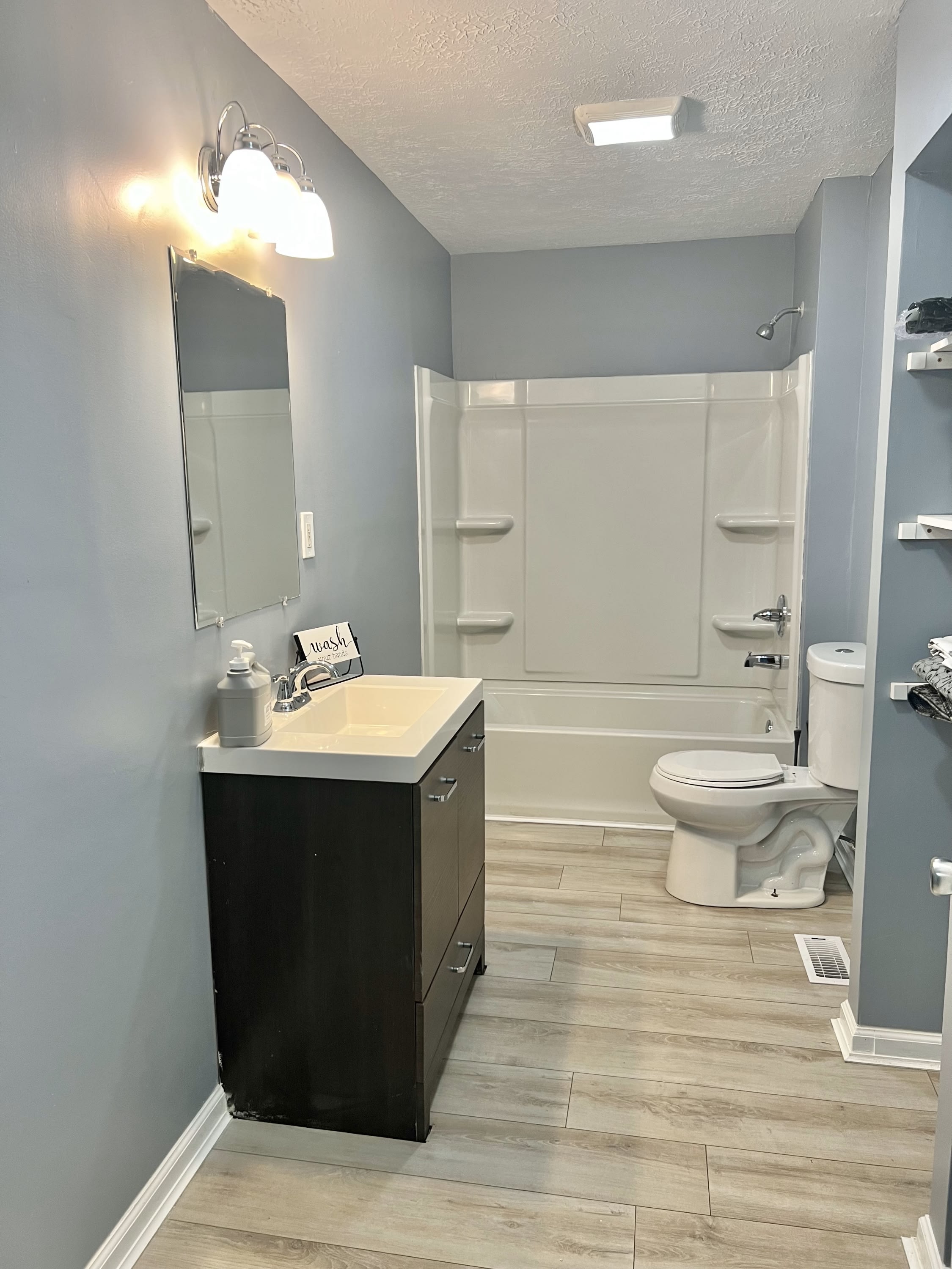 500 Beecher Street – photo 5