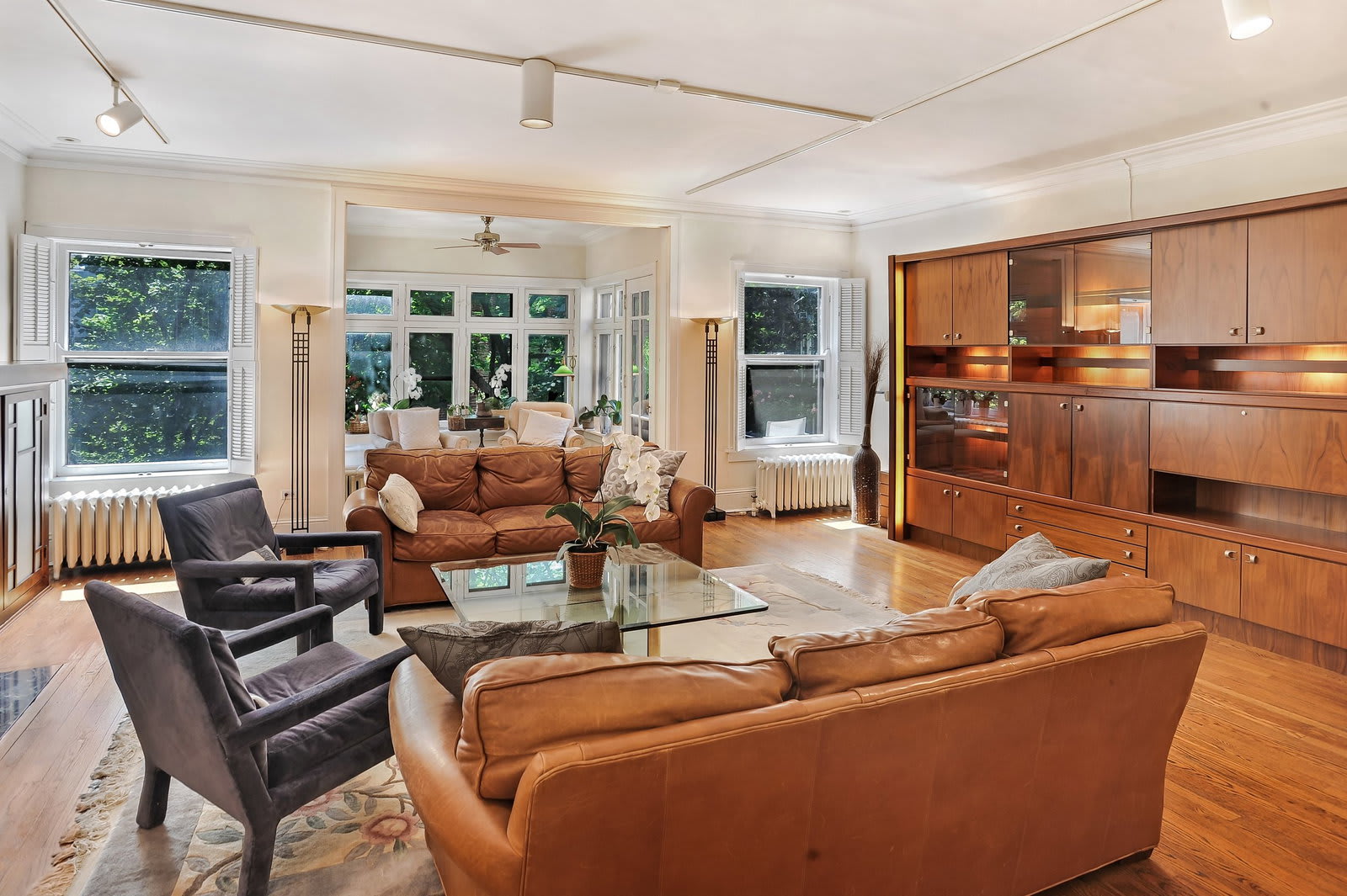 2737 North Hampden Court – photo 2