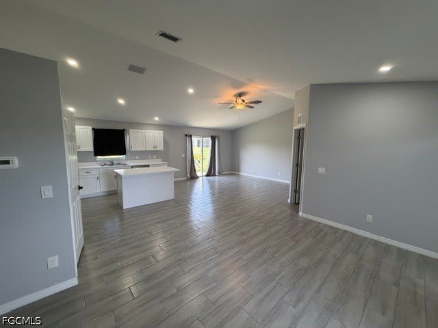 3010 67Th Street W – photo 2