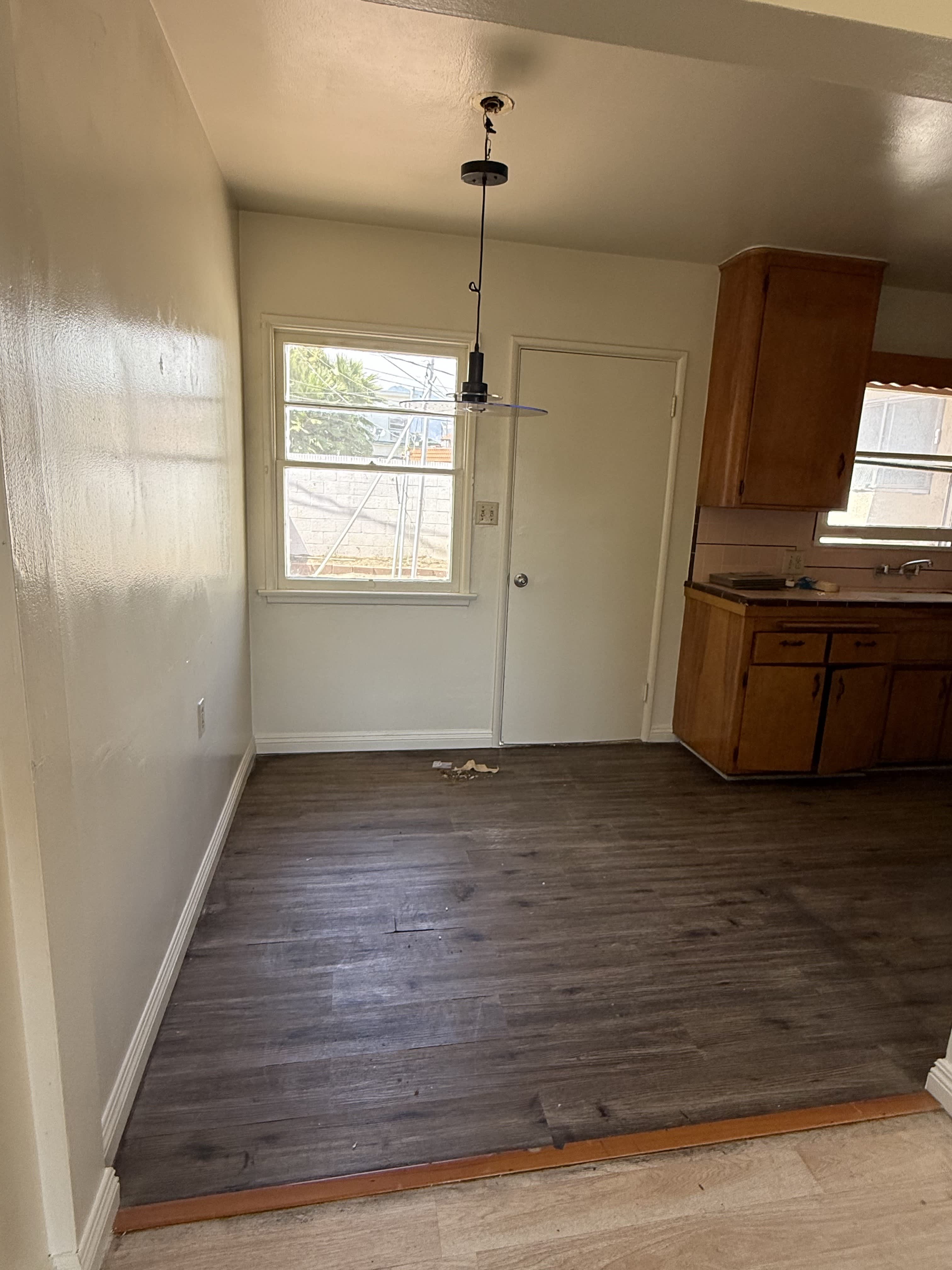 9091 Lyledale St – photo 3