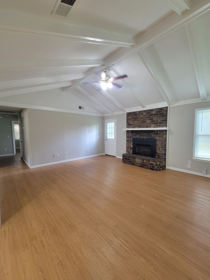 3 Bedroom Home – photo 2