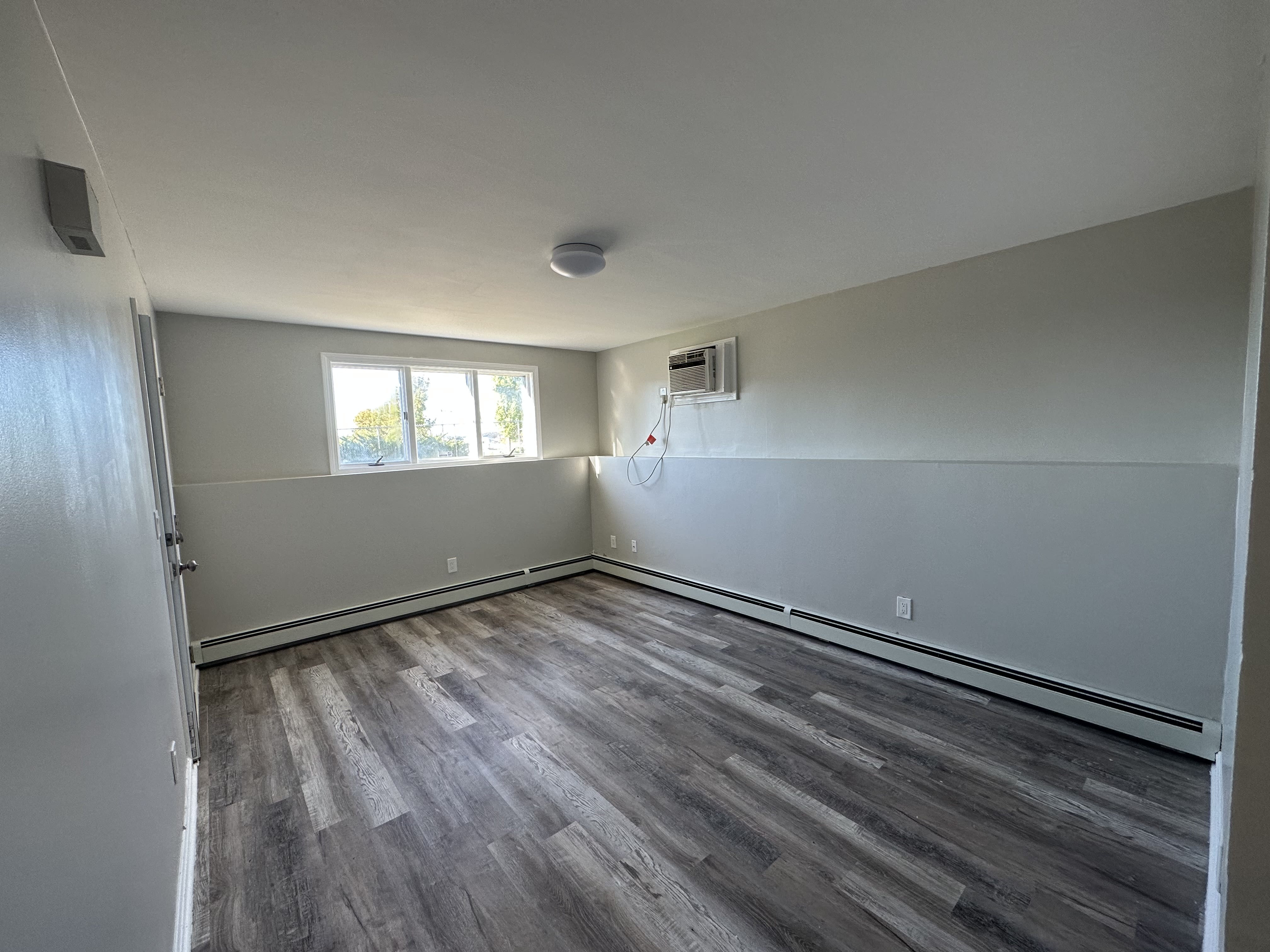 99 West Park Street – photo 1