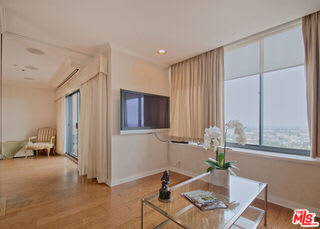 10724 Wilshire Boulevard – photo 3