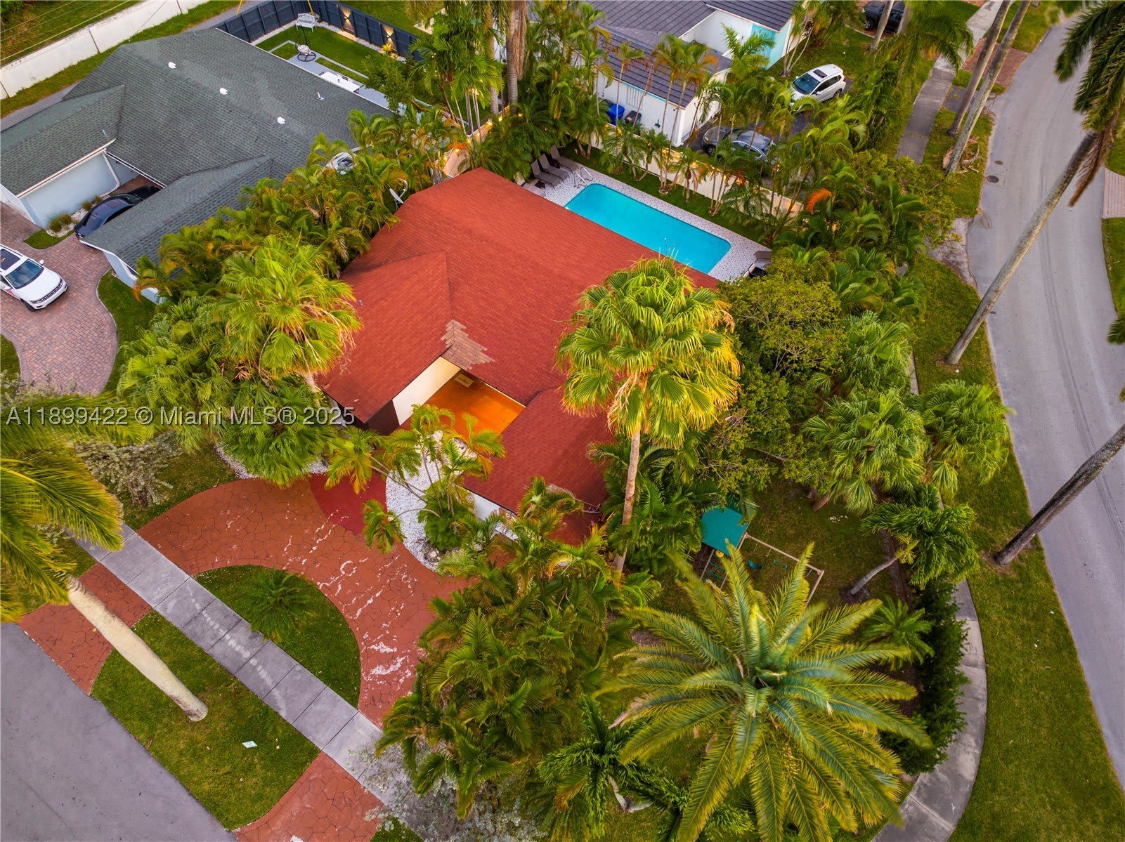 1244 Garfield St – photo 2
