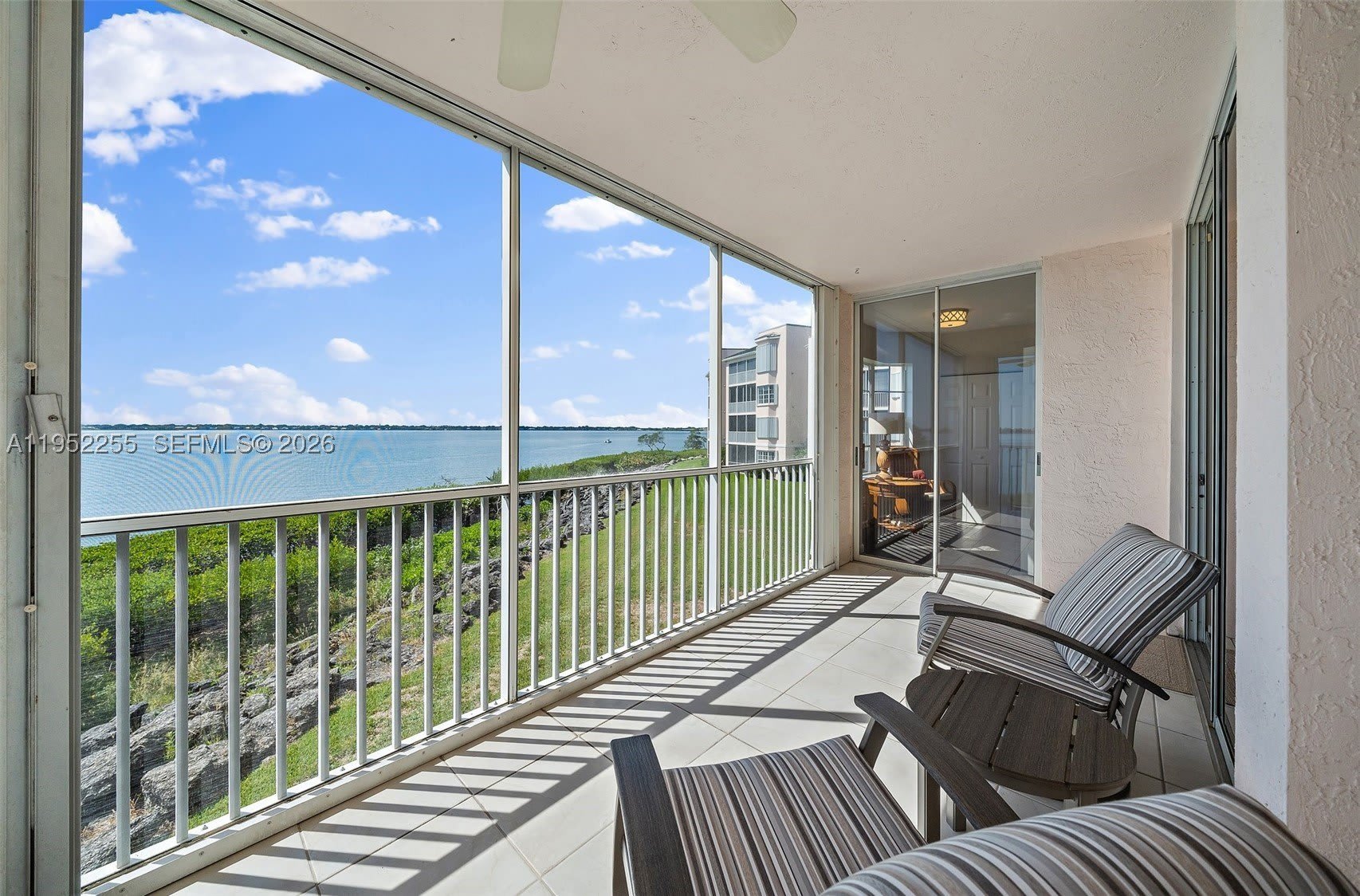 5800 Ne Island Cove Way – photo 3