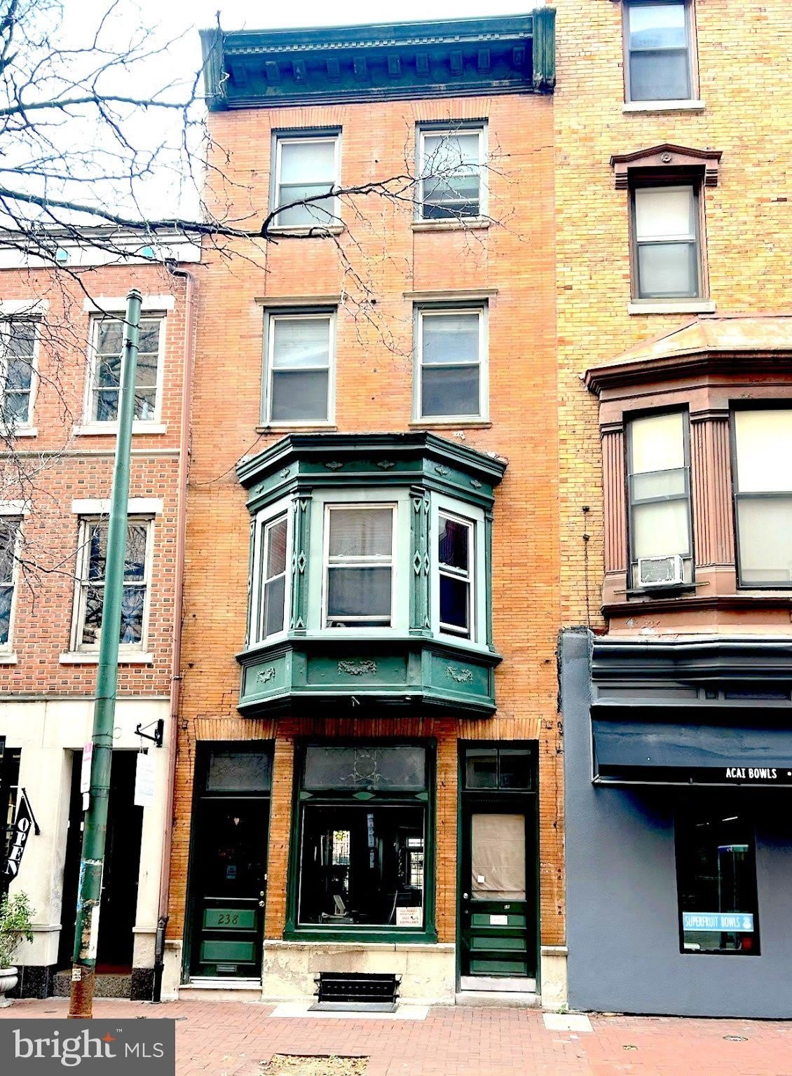 238 S 11TH Street – photo 1