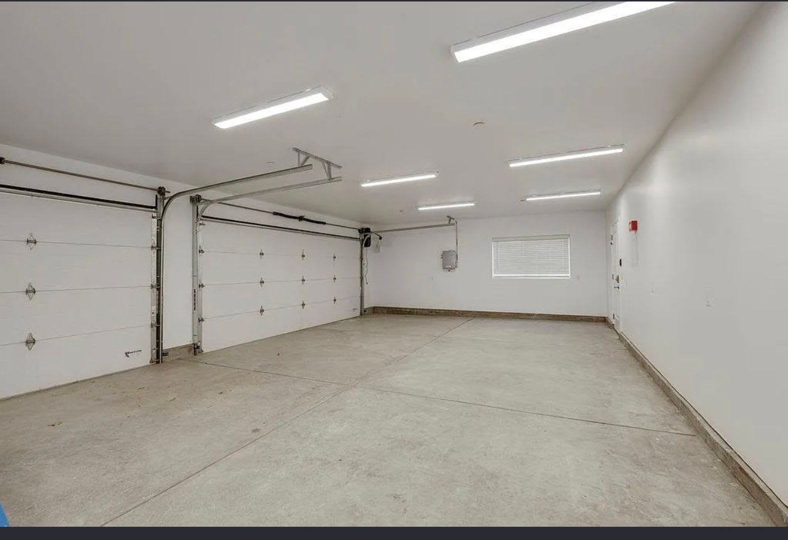 550 Hathaway Ave – photo 3