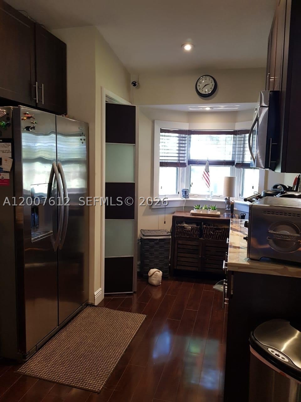 930 Ne 33Rd Ter – photo 4