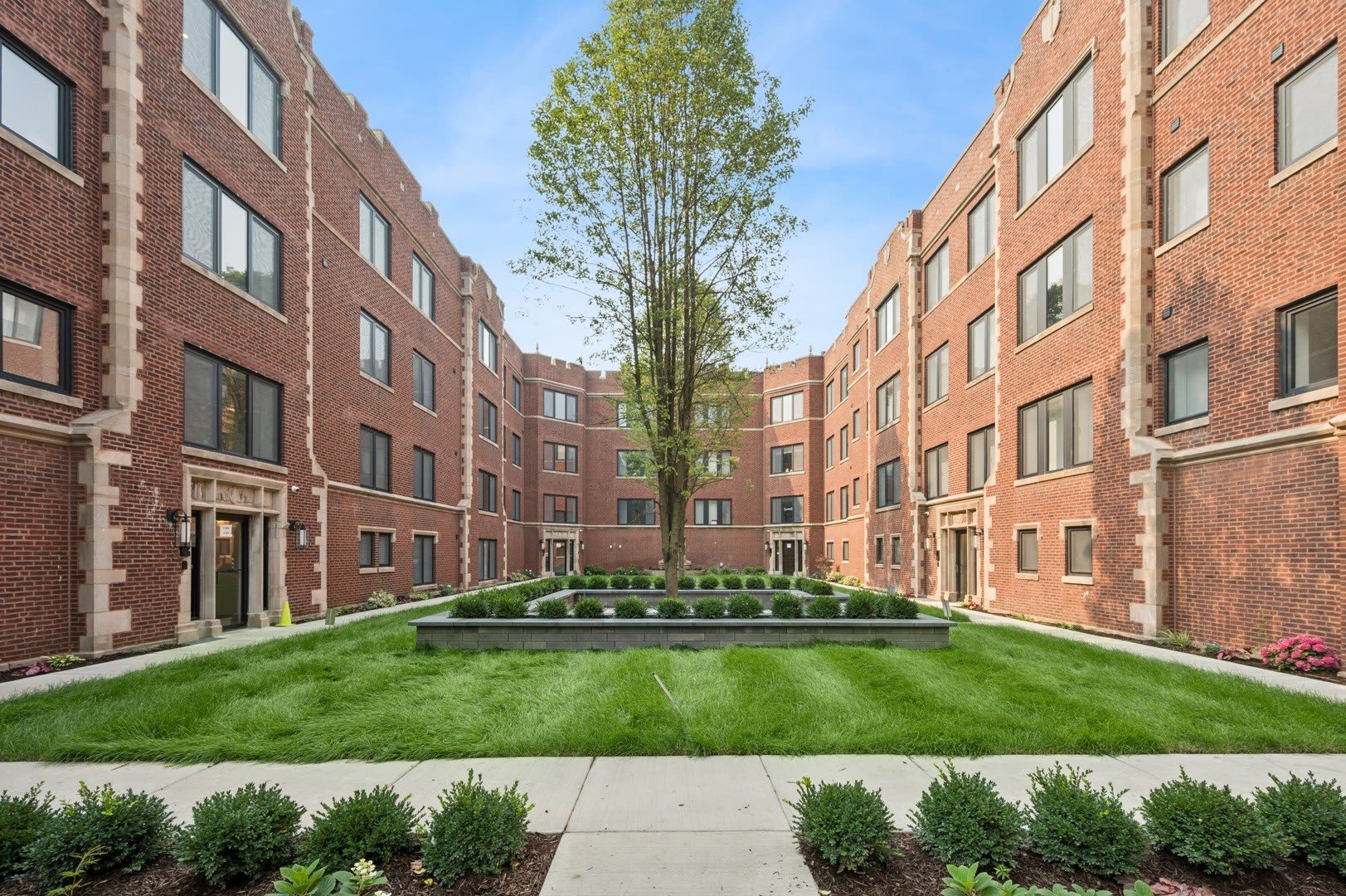 1341 W Estes Avenue – photo 2