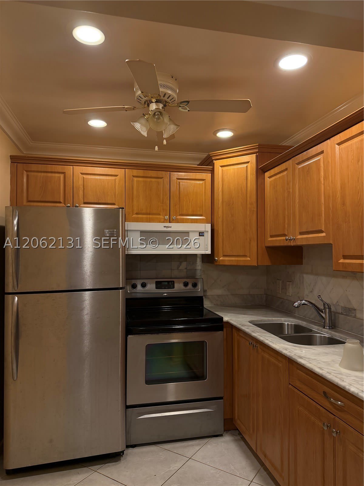 559 Mansfield N – photo 2
