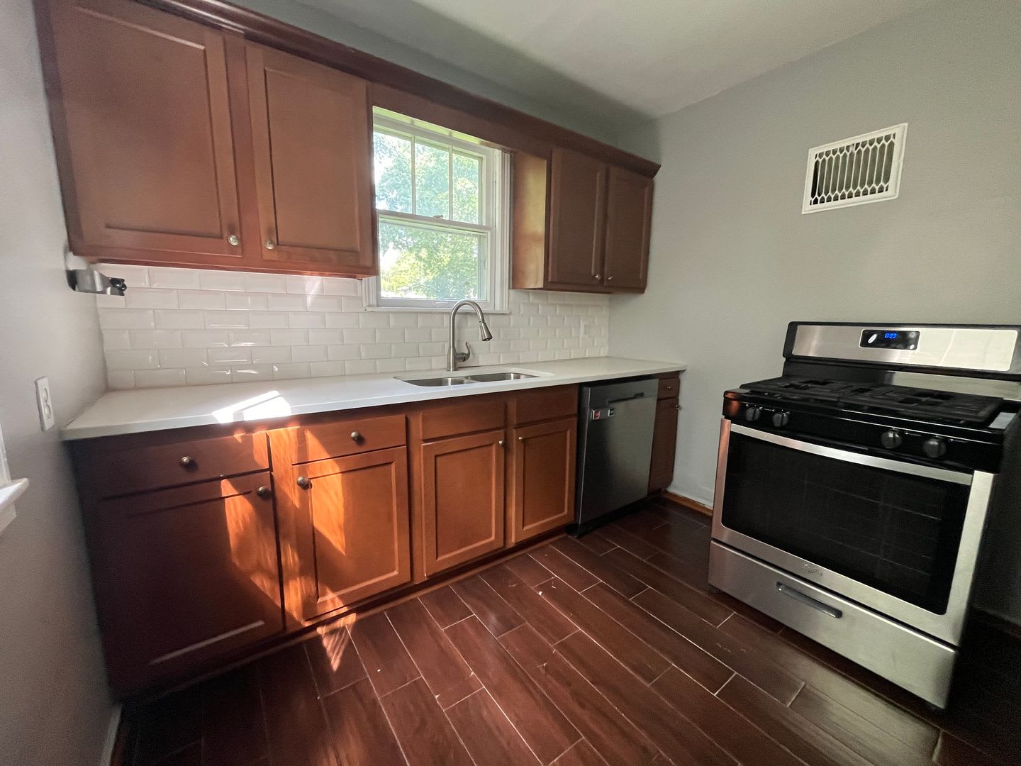 Wonderful 3 Bedroom 1 Bathroom Home In Minneapolis – photo 3