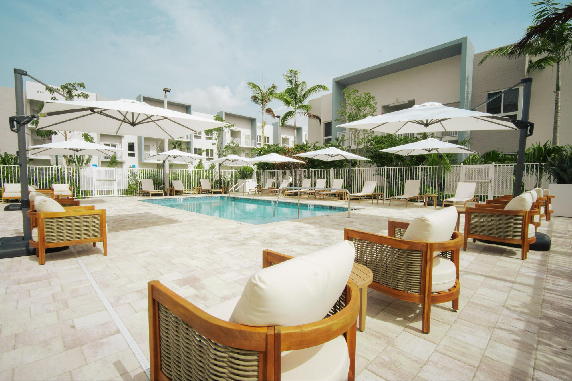 Atlantica Dania Beach – photo 1