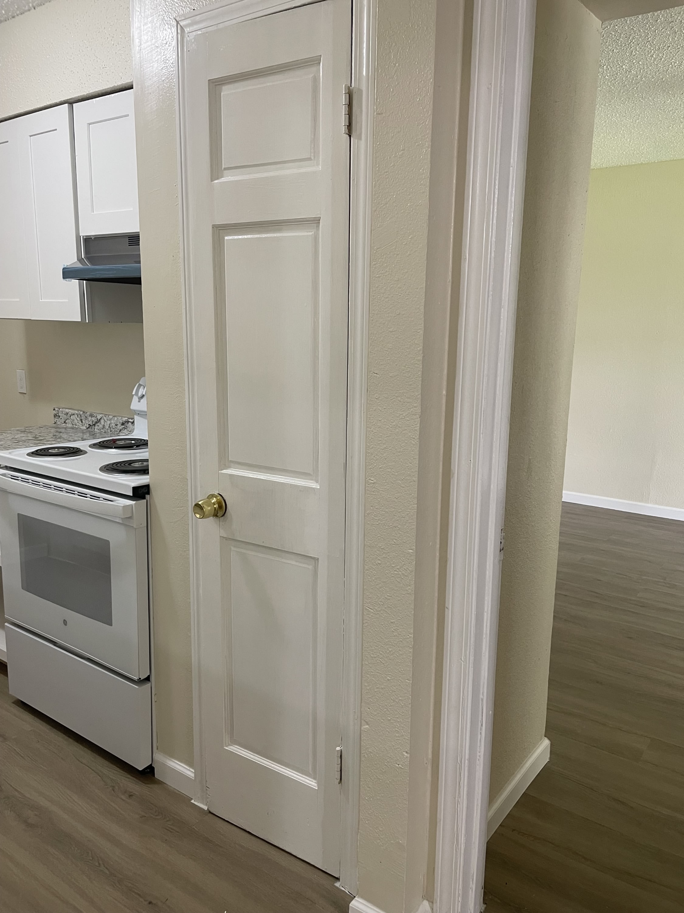 675 Wooddale Boulevard 111 – photo 5